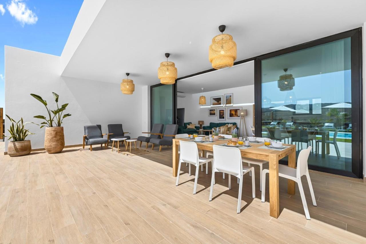 Villa Ayala Villaverde  Екстериор снимка